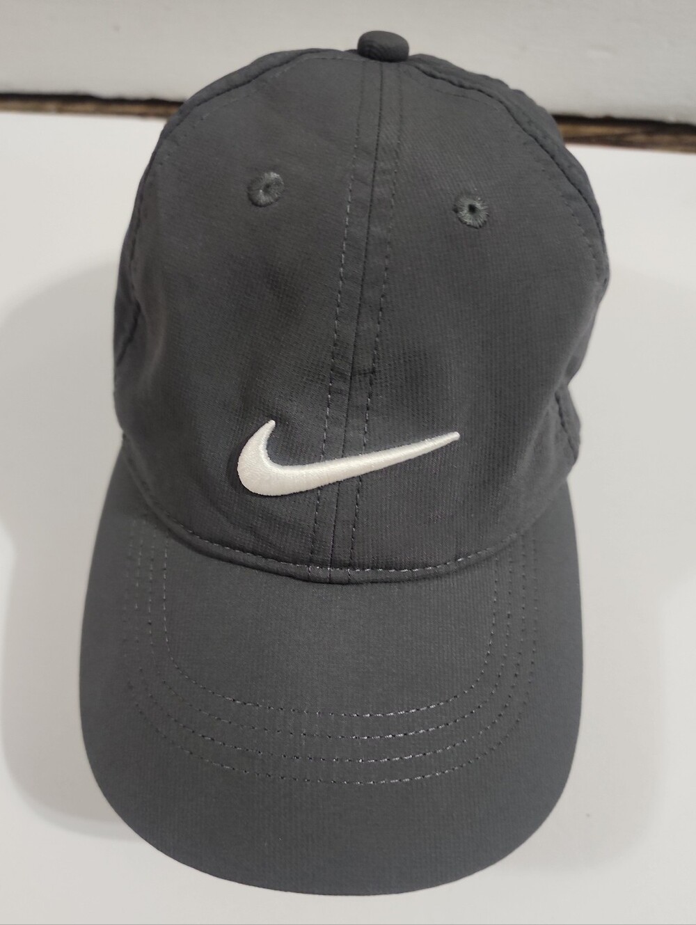 NIke Legacy91 Dri-Fit Gray Baseball Cap Embroidered Swish Logo Unisex S-M